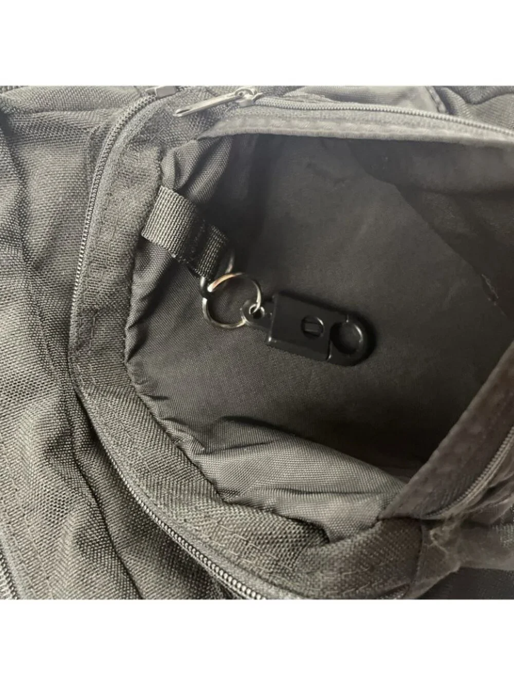 Eagle Creek Travel Gear Black Nylon Organizer Crossbody Shoulder Travel Bag
